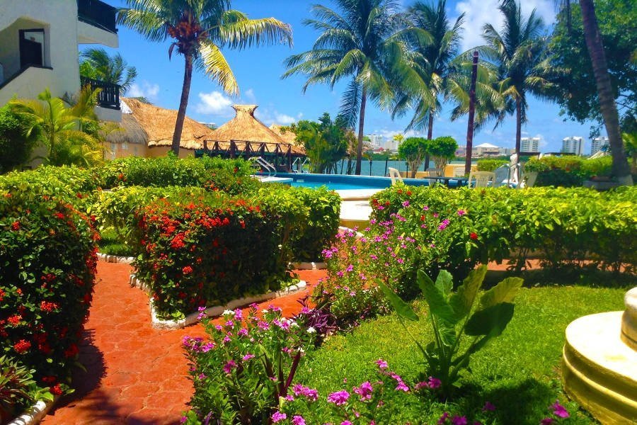 Footer Hotel Faranda Imperial Laguna Cancún
